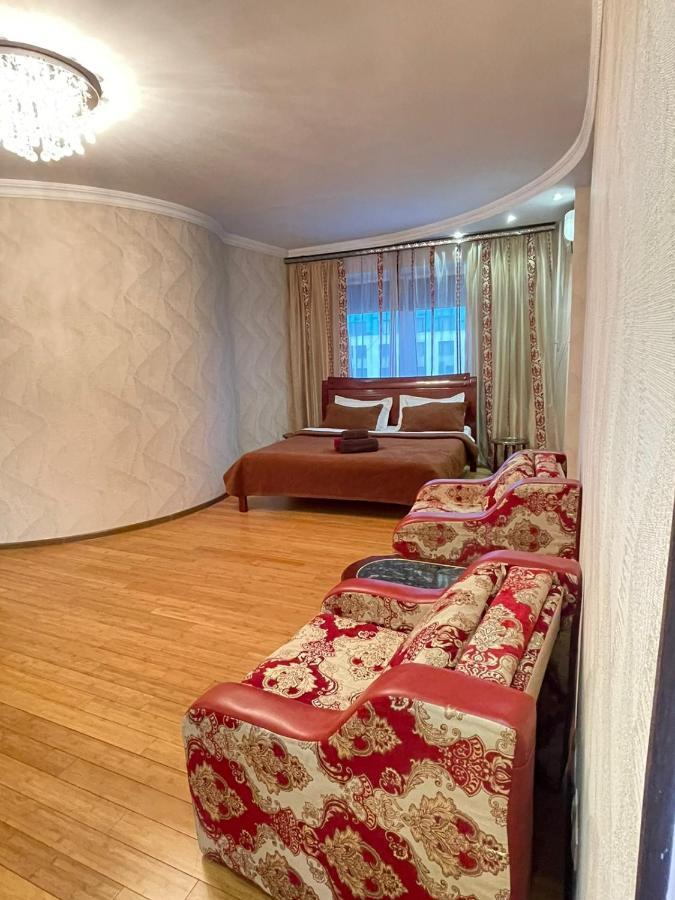 Knijny Gorod Apartment Almaty Exterior photo